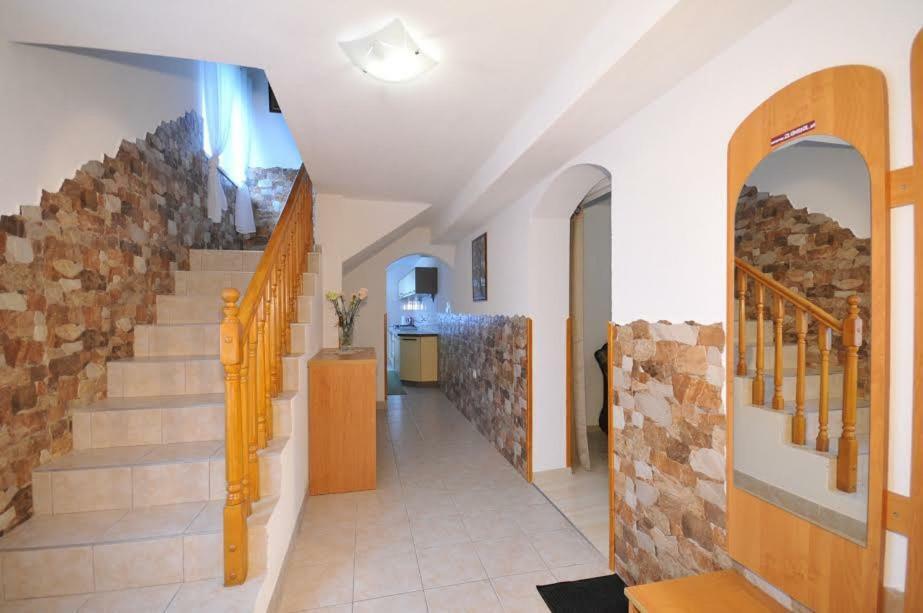 Penzión pod Troma Korunami Červený Kláštor Exterior foto